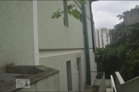 Casa para alugar com 250m², 3 quartos e 2 vagasFachada