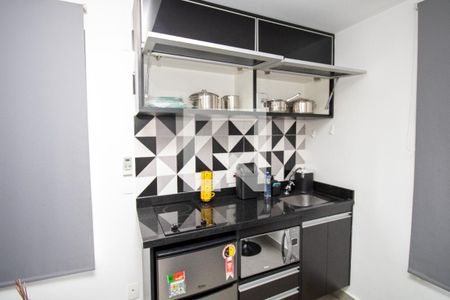 Cozinha- armários  de apartamento para alugar com 1 quarto, 53m² em Vila Olímpia, São Paulo