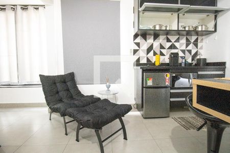 Sala-detalhe poltrona  de apartamento para alugar com 1 quarto, 53m² em Vila Olímpia, São Paulo