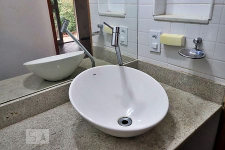 Casa de condomínio à venda com 105m², 3 quartos e sem vagaBanheiro Corredor