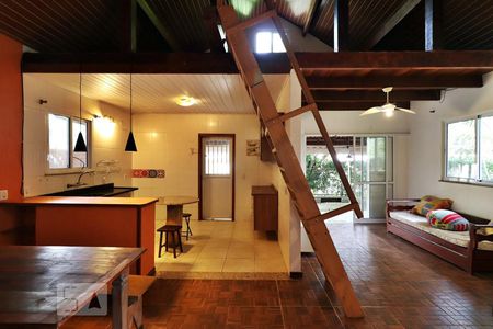 Sala de casa de condomínio à venda com 3 quartos, 105m² em Vargem Grande, Rio de Janeiro