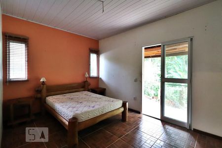 Casa de condomínio à venda com 105m², 3 quartos e sem vagaSuíte
