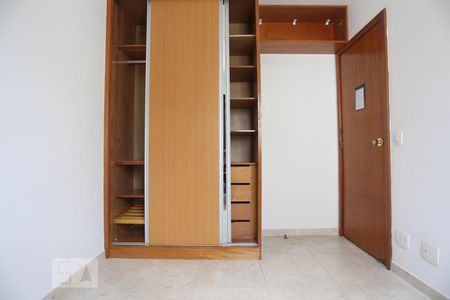 Apartamento à venda com 56m², 2 quartos e 2 vagasQuarto 2