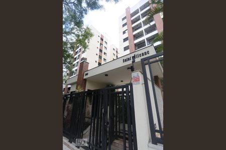 Apartamento à venda com 56m², 2 quartos e 2 vagasFachada do Condomínio