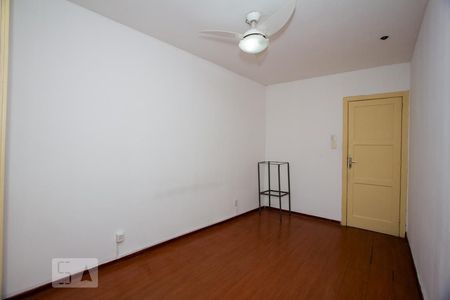 Quarto de apartamento para alugar com 1 quarto, 59m² em Centro, Rio de Janeiro