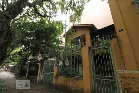 Casa para alugar com 170m², 4 quartos e 2 vagasFachada