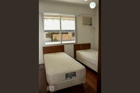 Apartamento à venda com 134m², 3 quartos e 2 vagasQuarto 1