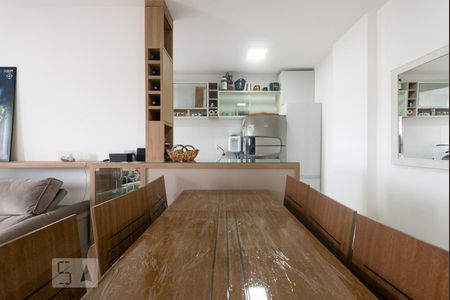 Sala de apartamento para alugar com 2 quartos, 60m² em Barreiros, São José