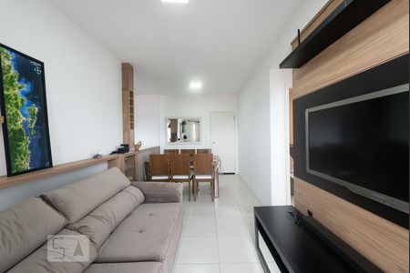 Sala de apartamento para alugar com 2 quartos, 60m² em Barreiros, São José