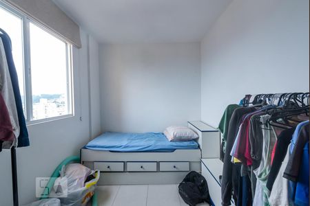 Quarto 2 de apartamento para alugar com 2 quartos, 60m² em Barreiros, São José