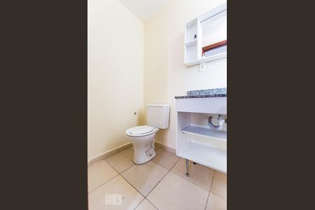 Banheiro de apartamento para alugar com 1 quarto, 34m² em Parque das Universidades, Campinas