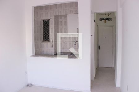 Apartamento para alugar com 20m², 1 quarto e sem vagaSala e Cozinha