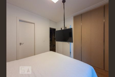Apartamento à venda com 125m², 3 quartos e 2 vagas Apartamento à venda com 125m², 3 quartos e 2 vagasSuíte