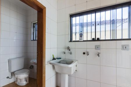 Área de Serviço de casa para alugar com 3 quartos, 180m² em Sítio do Morro, São Paulo