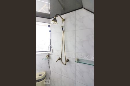 Casa para alugar com 180m², 3 quartos e 2 vagasBanheiro Suite