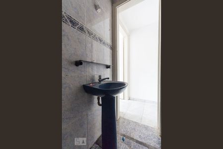 Casa à venda com 120m², 2 quartos e 1 vagaBanheiro Social