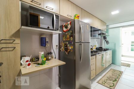 Apartamento para alugar com 77m², 2 quartos e 1 vaga