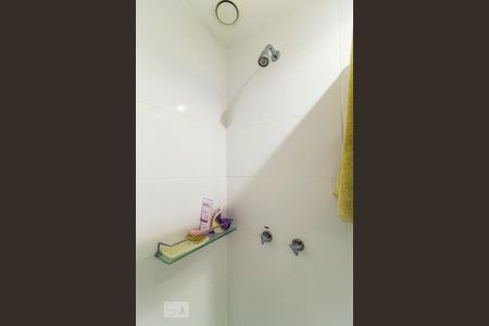 Apartamento para alugar com 77m², 2 quartos e 1 vaga