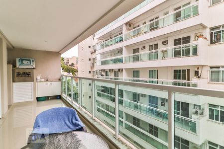 Apartamento para alugar com 77m², 2 quartos e 1 vaga