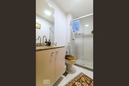 Apartamento para alugar com 77m², 2 quartos e 1 vaga