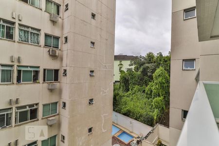 Apartamento para alugar com 77m², 2 quartos e 1 vaga