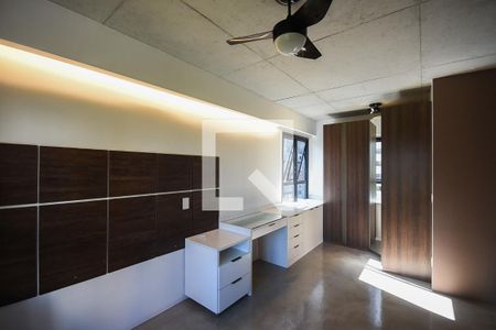 Quarto de apartamento à venda com 1 quarto, 70m² em Vila Suzana, São Paulo