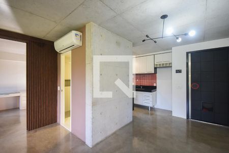 Hall de Entrada de apartamento à venda com 1 quarto, 70m² em Vila Suzana, São Paulo