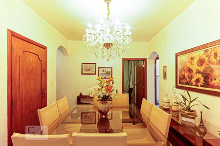 Apartamento à venda com 58m², 2 quartos e sem vaga Apartamento à venda com 58m², 2 quartos e sem vagaSala