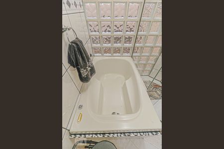 Apartamento à venda com 58m², 2 quartos e sem vaga Apartamento à venda com 58m², 2 quartos e sem vagaBanheiro