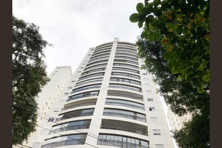 Apartamento à venda com 113m², 3 quartos e 2 vagas Apartamento à venda com 113m², 3 quartos e 2 vagasFachada
