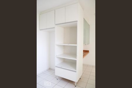 Apartamento à venda com 113m², 3 quartos e 2 vagas Apartamento à venda com 113m², 3 quartos e 2 vagasCozinha - Armários
