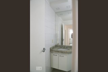 Apartamento à venda com 113m², 3 quartos e 2 vagas Apartamento à venda com 113m², 3 quartos e 2 vagasBanheiro 1