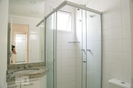 Apartamento à venda com 113m², 3 quartos e 2 vagas Apartamento à venda com 113m², 3 quartos e 2 vagasBanheiro 1