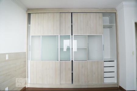 Apartamento à venda com 113m², 3 quartos e 2 vagas Apartamento à venda com 113m², 3 quartos e 2 vagasSuíte 1