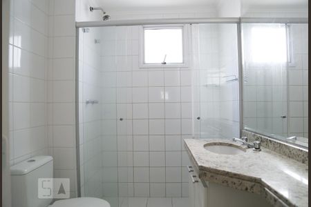 Apartamento à venda com 113m², 3 quartos e 2 vagas Apartamento à venda com 113m², 3 quartos e 2 vagasBanheiro da Suíte
