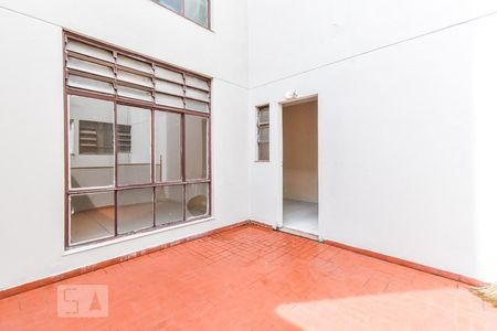 Quintal de apartamento à venda com 2 quartos, 110m² em Pinheiros, São Paulo