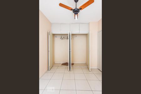 Quarto 1 de apartamento à venda com 2 quartos, 110m² em Pinheiros, São Paulo