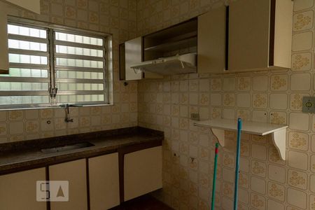 Casa à venda com 240m², 5 quartos e 3 vagasCozinha