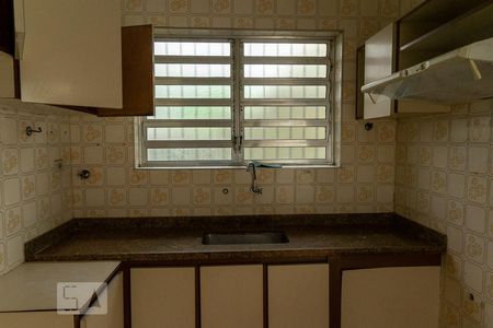Casa à venda com 240m², 5 quartos e 3 vagasCozinha