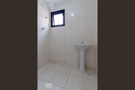 Banheiro de apartamento à venda com 1 quarto, 37m² em Itaquera, São Paulo