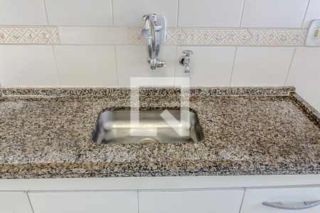 Apartamento para alugar com 55m², 2 quartos e 1 vaga Apartamento para alugar com 55m², 2 quartos e 1 vagaDetalhe Cozinha