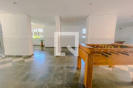 Apartamento para alugar com 55m², 2 quartos e 1 vaga Apartamento para alugar com 55m², 2 quartos e 1 vagaSalao de Jogos