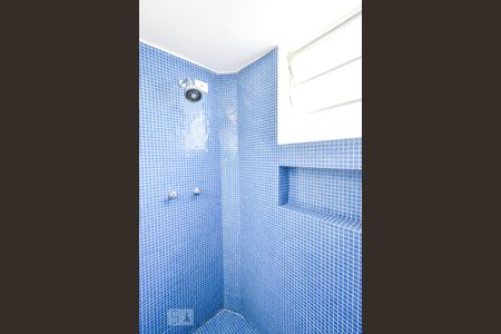 Banheiro de apartamento para alugar com 1 quarto, 55m² em Cerqueira César, São Paulo