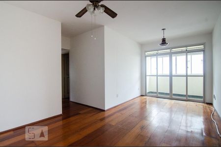 Sala de apartamento para alugar com 3 quartos, 84m² em Centro, Campinas