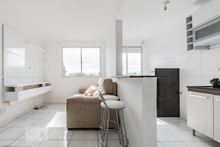 Sala e Cozinha de apartamento para alugar com 2 quartos, 60m² em Capão Raso, Curitiba
