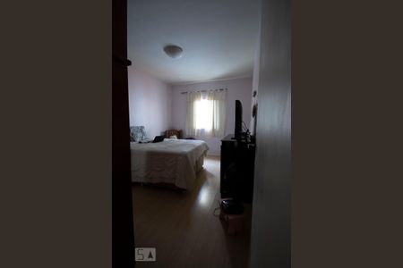 Casa para alugar com 169m², 3 quartos e 2 vagasQuarto 2 