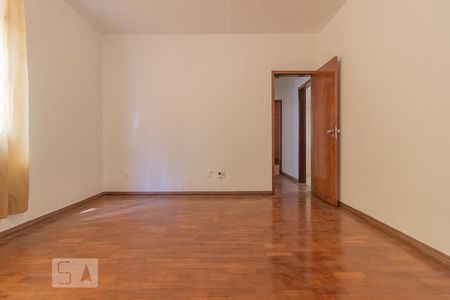 Apartamento para alugar com 99m², 2 quartos e 1 vagaSala