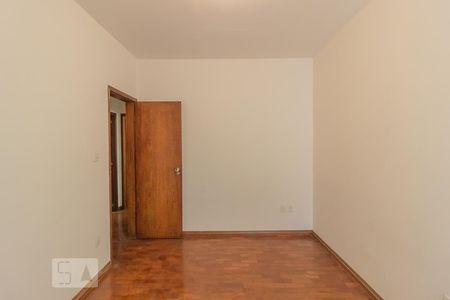 Quarto de apartamento para alugar com 2 quartos, 99m² em Nova Suíssa, Belo Horizonte