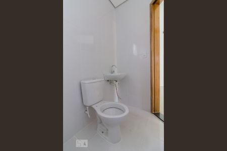 Banheiro de apartamento para alugar com 2 quartos, 61m² em Campestre, Santo André