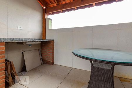 Casa de condomínio para alugar com 140m², 3 quartos e 2 vagasTerraço